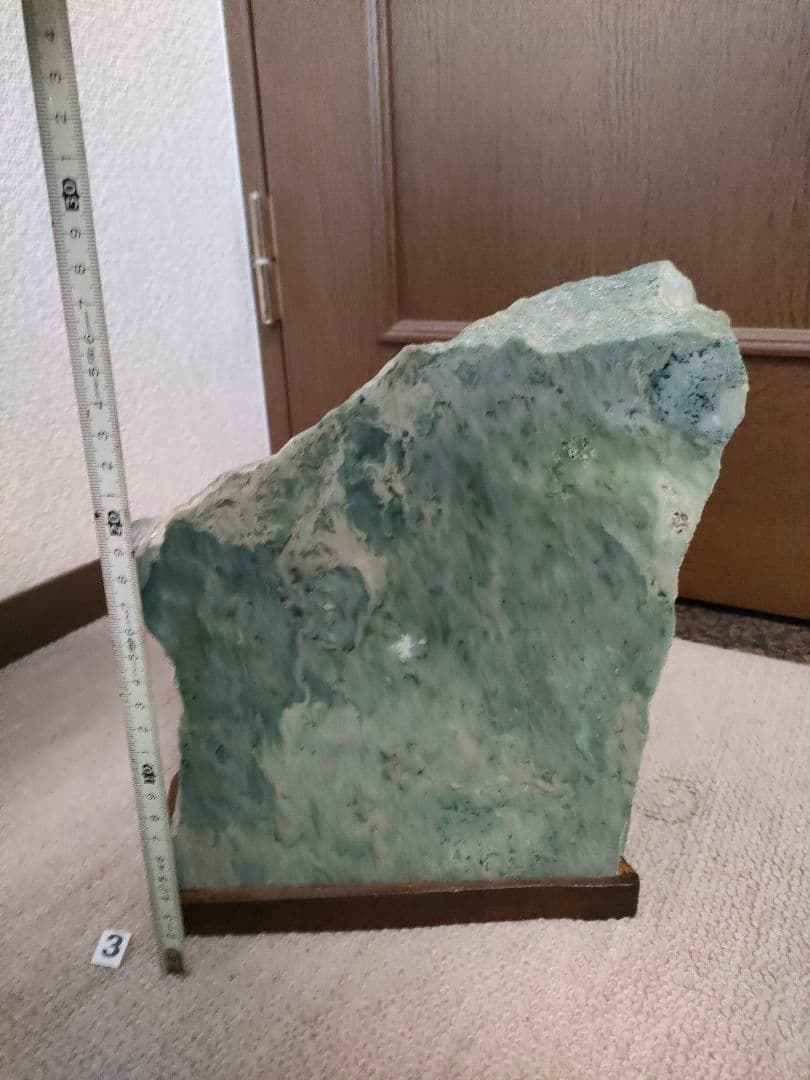 大型逸品！【日高翡翠】極上１７kg 原石 鑑賞石 天然石 標本石 国産鉱物