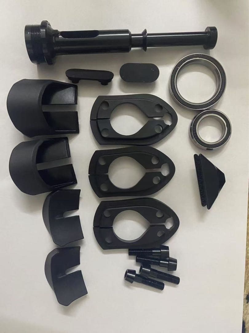 中華製 カーボンエアロフレーム Colnago系・Y1RS風デザイン