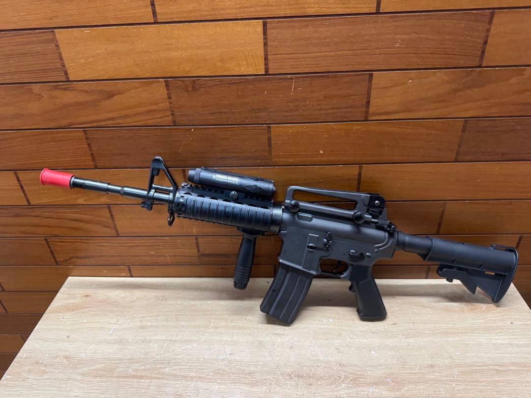 美品　東京マルイ　コルト M4A1カービン