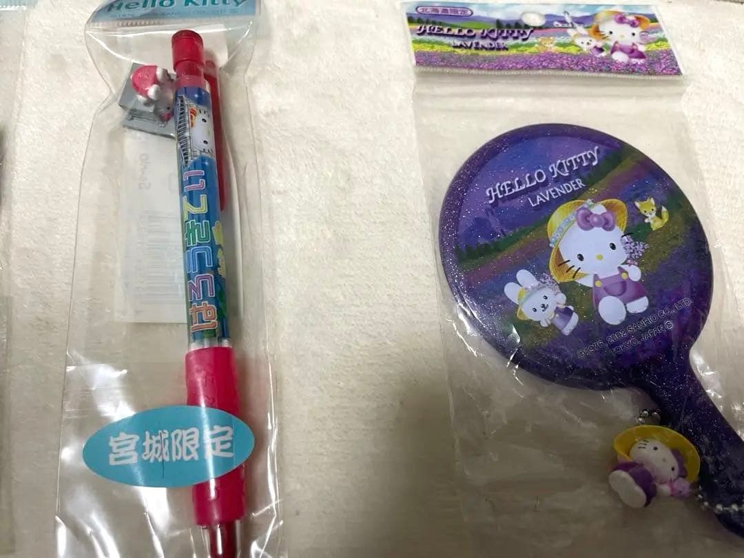 Hello Kitty ご当地　ボールペン、シャーペン、鏡セット