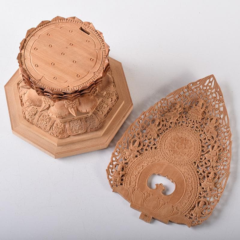 総白檀　天然ダイヤモンド白毫　阿弥陀如来像　美術目録・桐箱付　D　R8425B