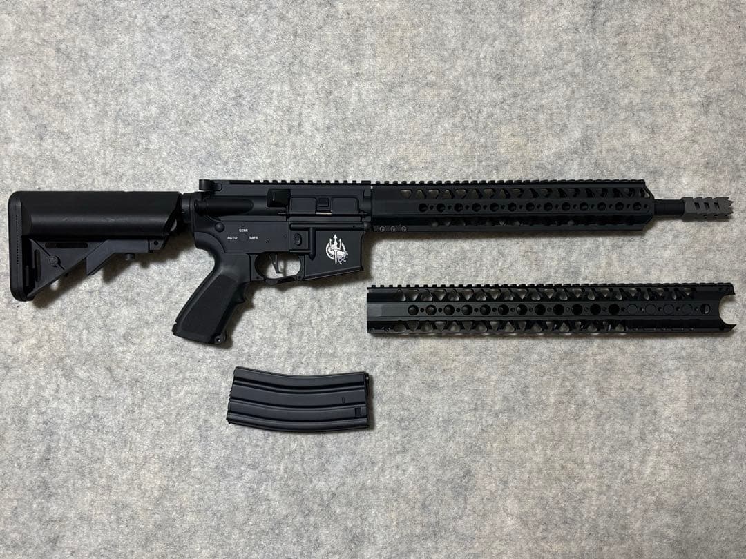 LVOA ハンドガード モデル (おまけ付き)