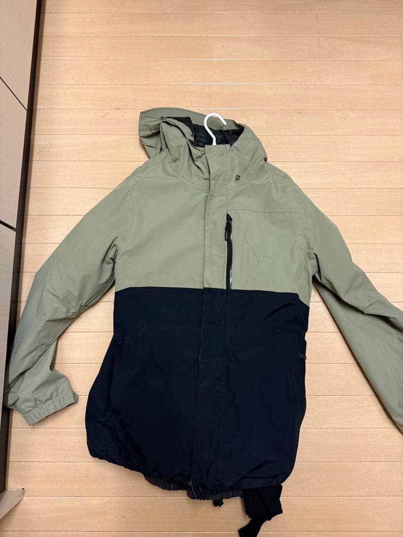 ボルコム　L-GORE