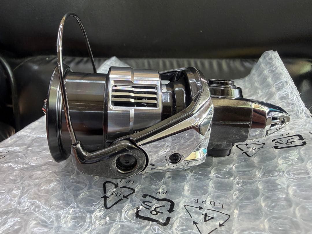 シマノ 23 ヴァンキッシュ 2500SHG 極美品 Vanquish 夢屋