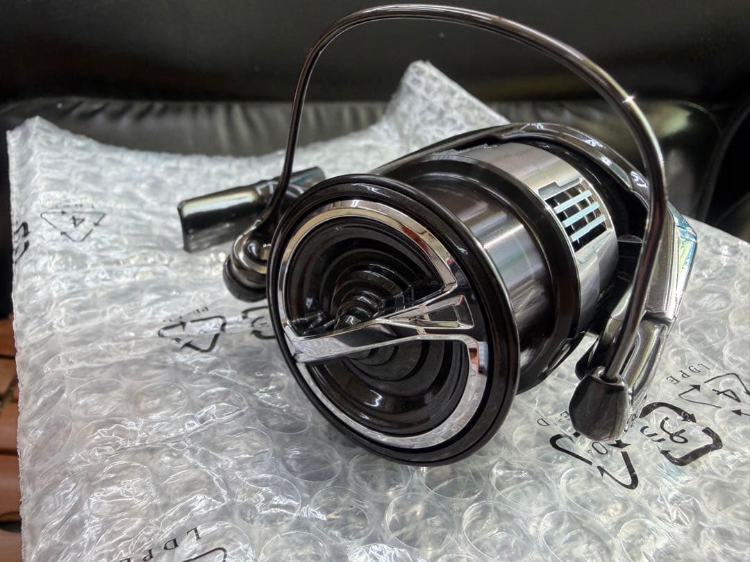 シマノ 23 ヴァンキッシュ 2500SHG 極美品 Vanquish 夢屋