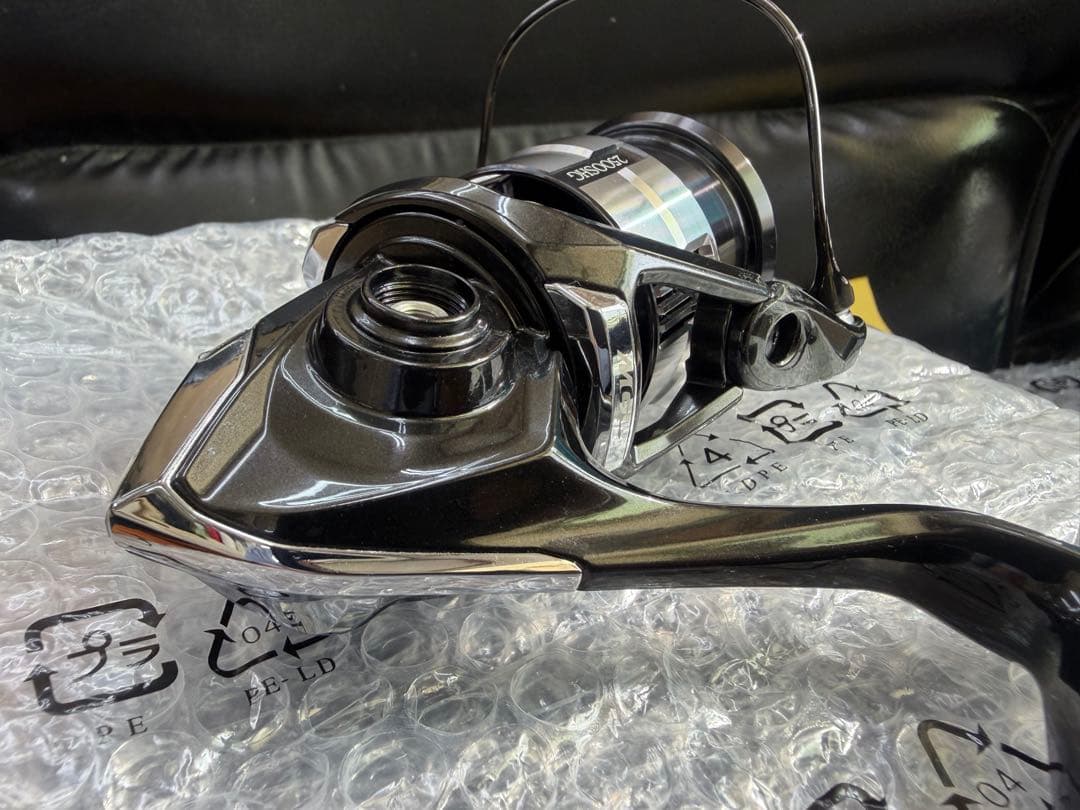 シマノ 23 ヴァンキッシュ 2500SHG 極美品 Vanquish 夢屋