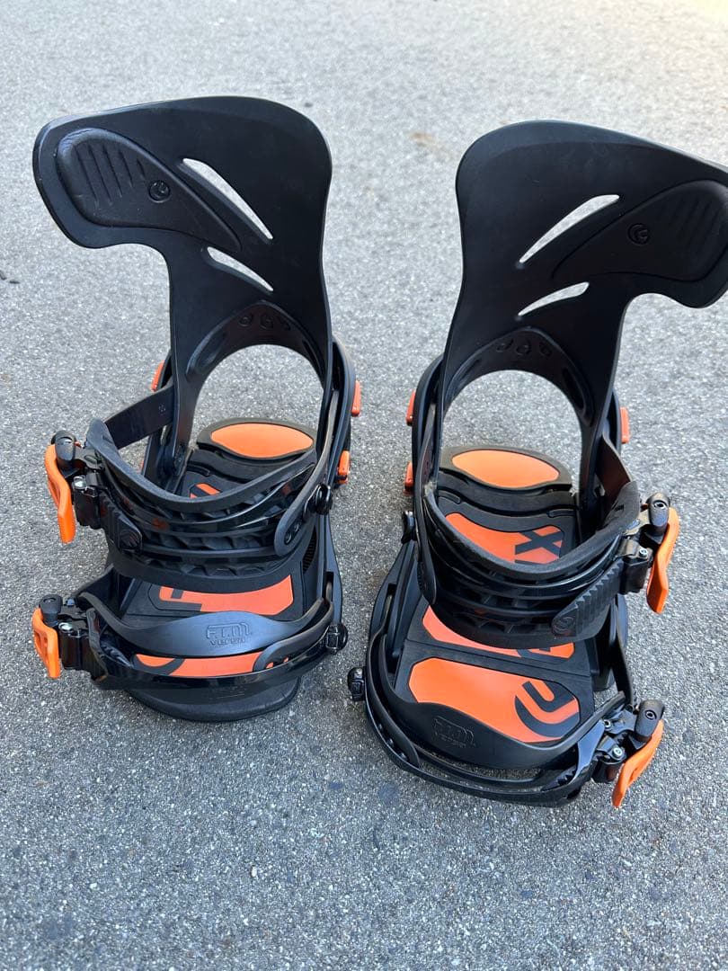 FLUX BINDINGS GT 22-23モデル メンズSサイズ