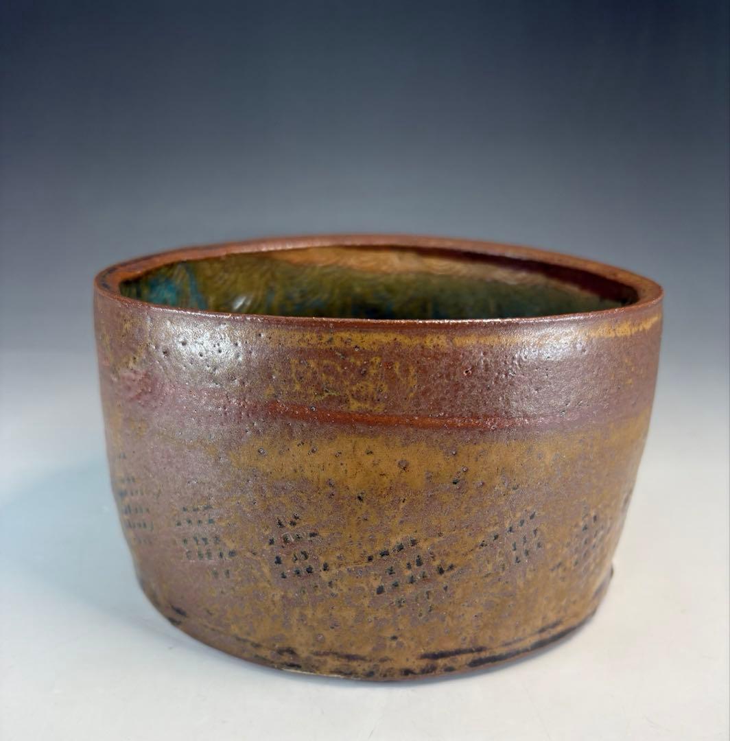 【中古品】熊谷保興造　上野焼鉄釉たつき建水（共箱）