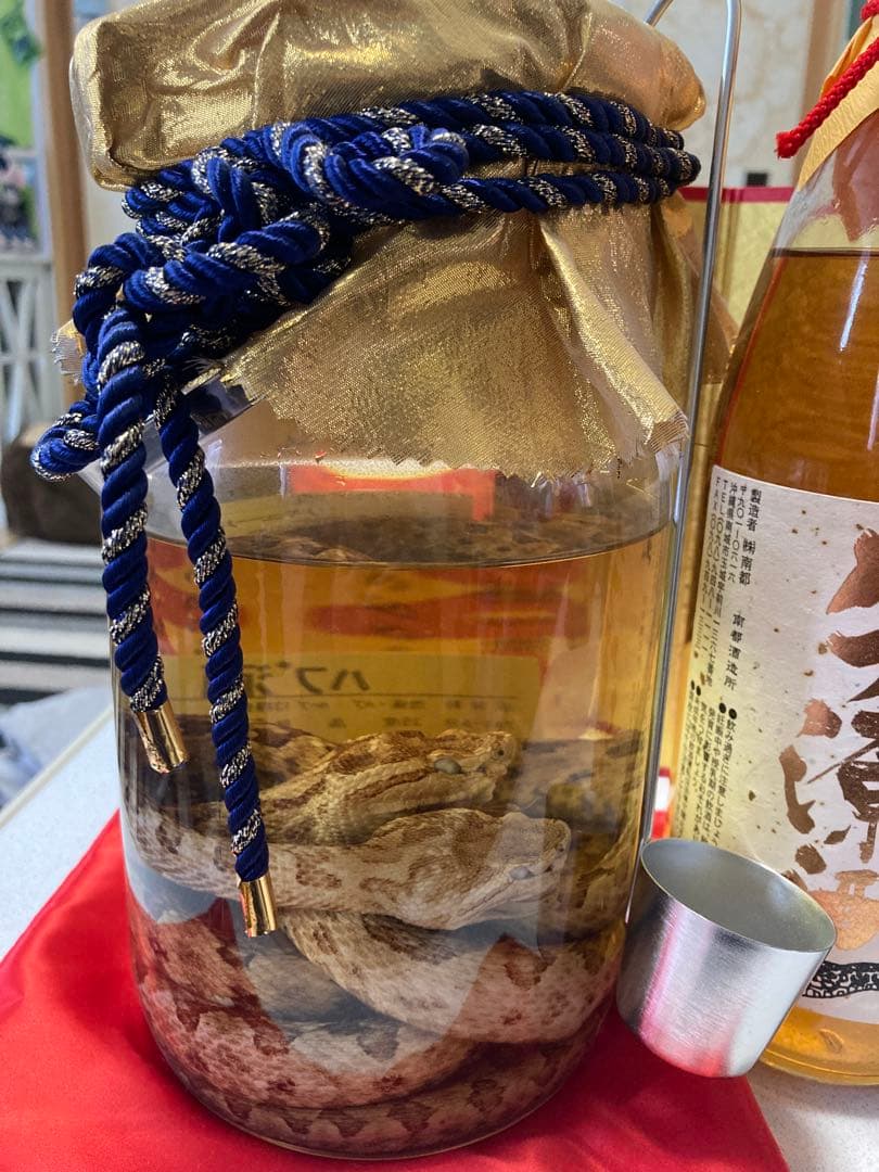 ハブ酒 夫婦ハブ 1.４リットル