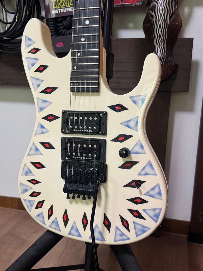 極美品KramerクレーマーNightswanナイトスワンAztec