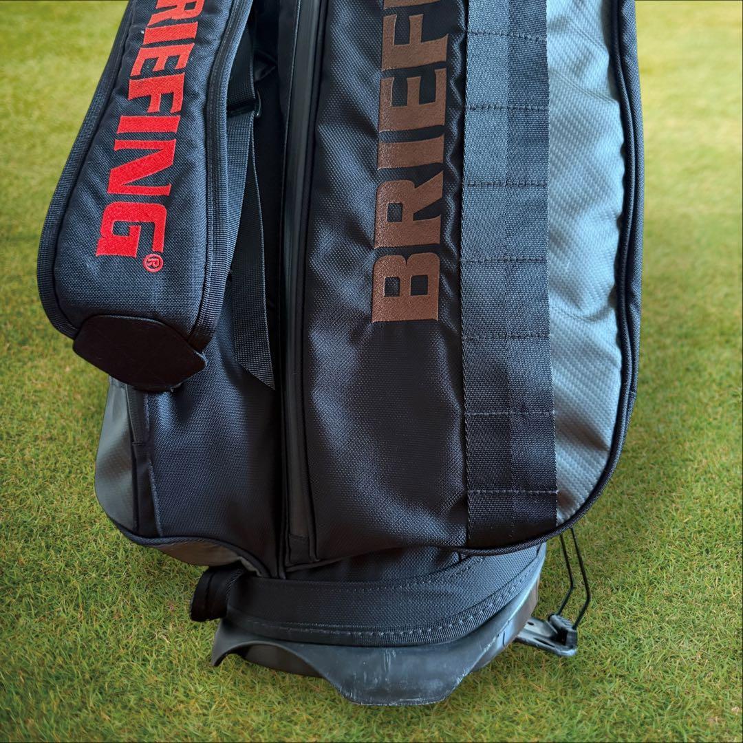 表参道ヒルズ限定モデル　ブリーフィング　キャディバッグ　黒　CR-4 カーボン