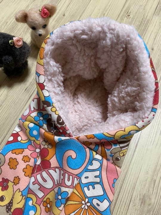 犬服  ラグランフード付き(M)   ꒡̈⃝Lily꒡̈⃝ハンドメイド