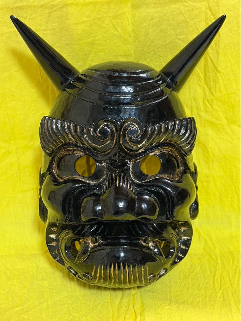 黒い鬼の面、やぶ、やぶ面、ヤブ、ヤブ面