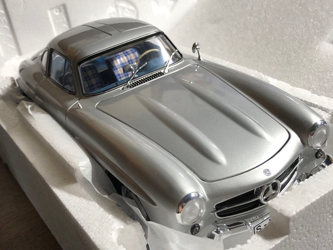最終値下げ Schuco 1/18 メルセデス ベンツ 300SL Coupe