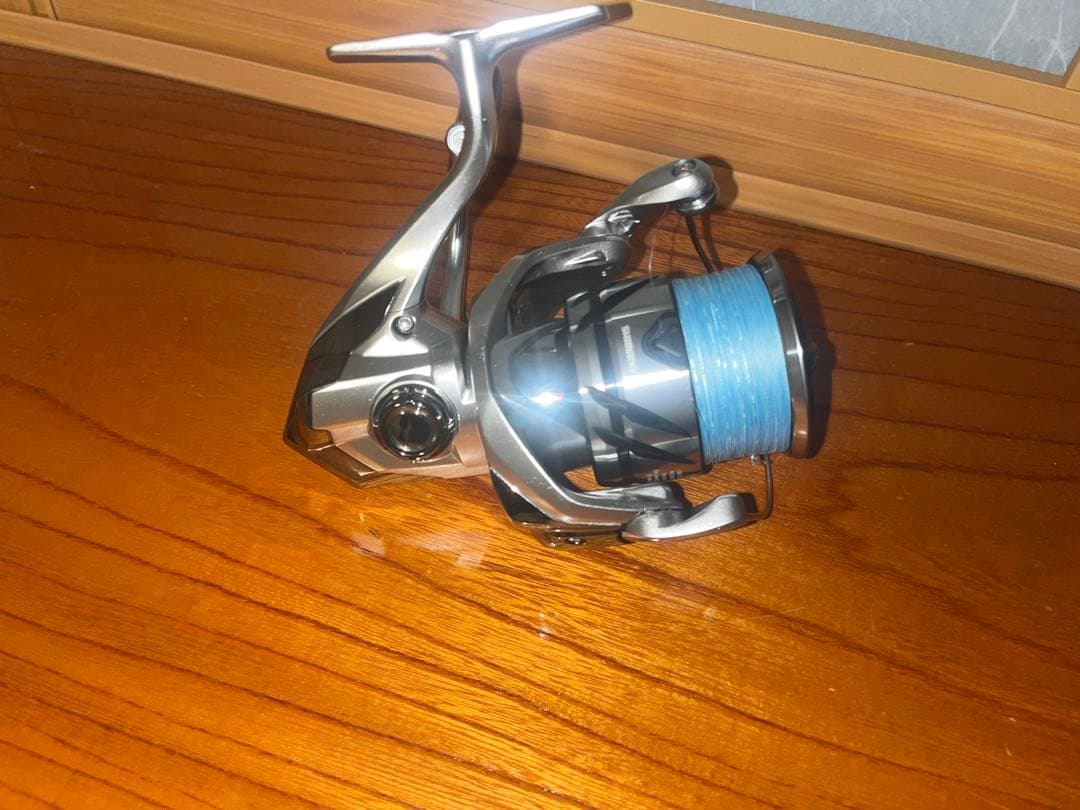 シマノ 23 ストラディック　4000XG 箱付き