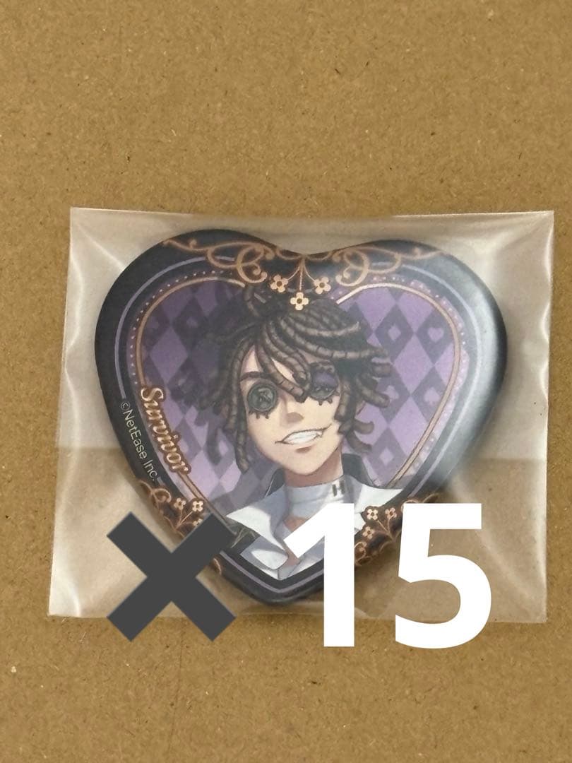 第五人格　バトラーズカフェ　ハート缶バッジ　囚人