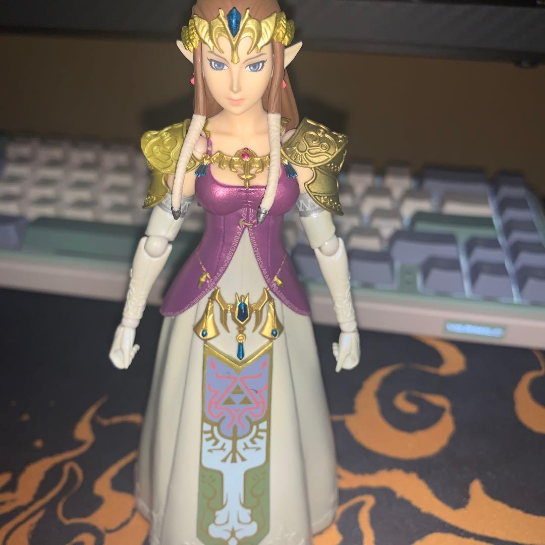 や*ん様 figma ゼルダ姫　トライライトプリンセス