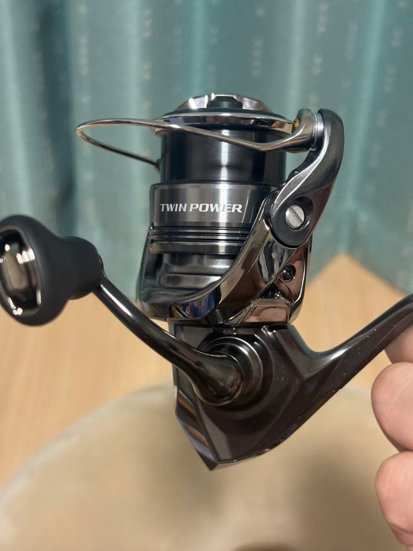 co　シマノ　２４ツインパワー Ｃ２０００Ｓ　ＳＨＩＭＡＮＯ
