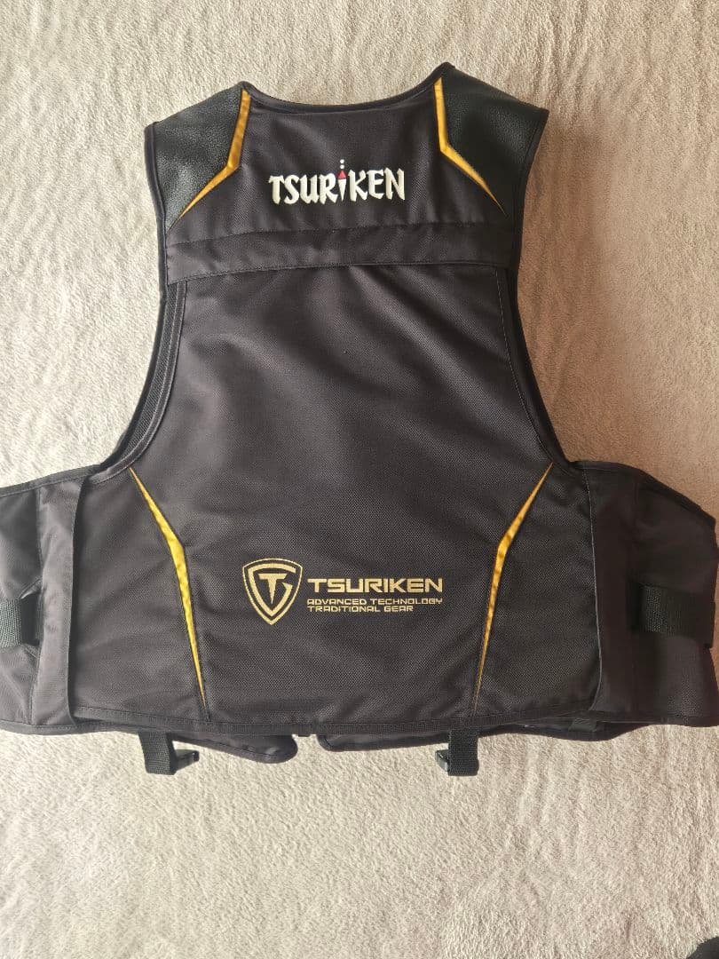 ★【新品】釣研 フローティングベスト　TV222 XL