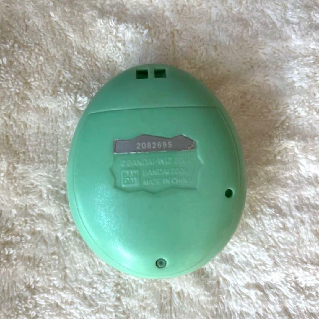 たまごっちiD グリーン 緑　ストラップ付き