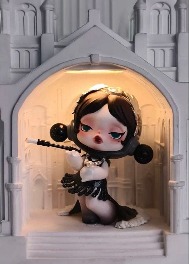 Spotlight POPMART 13th Anniversaryスカルパンダ