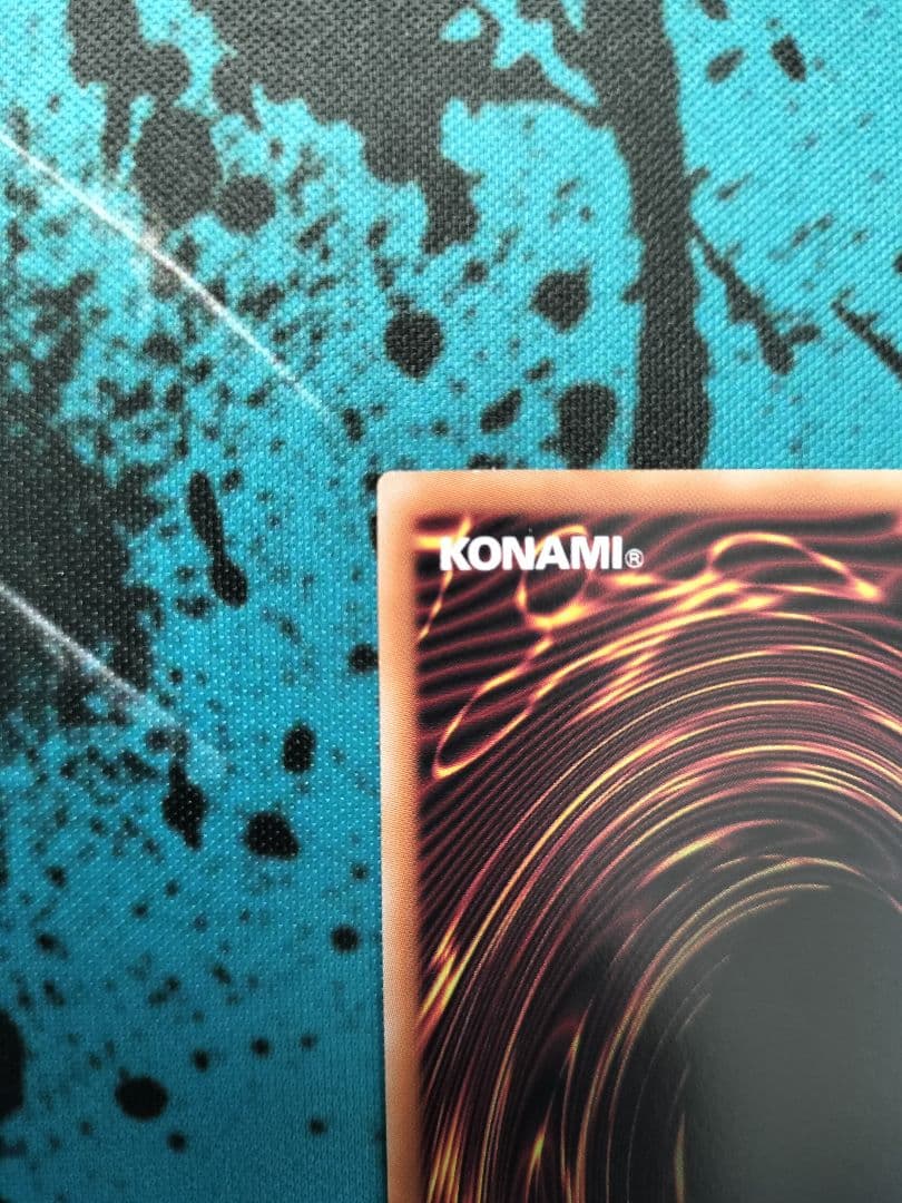 遊戯王　青眼の白龍　25th　シークレット　絵違い