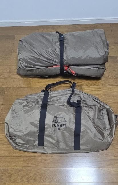 美品　ヴァストランド　トンネルテント　S タン