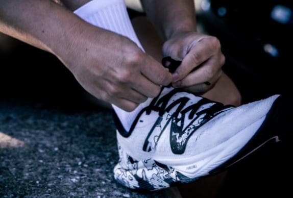 ニューバランス フューエルセルレベル FuelCell Rebel 26.5