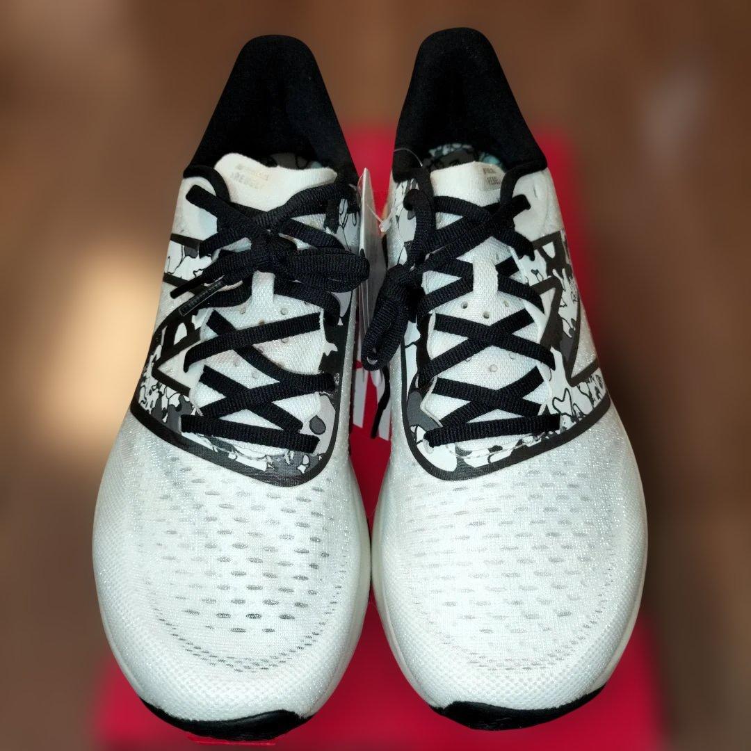 ニューバランス フューエルセルレベル FuelCell Rebel 26.5