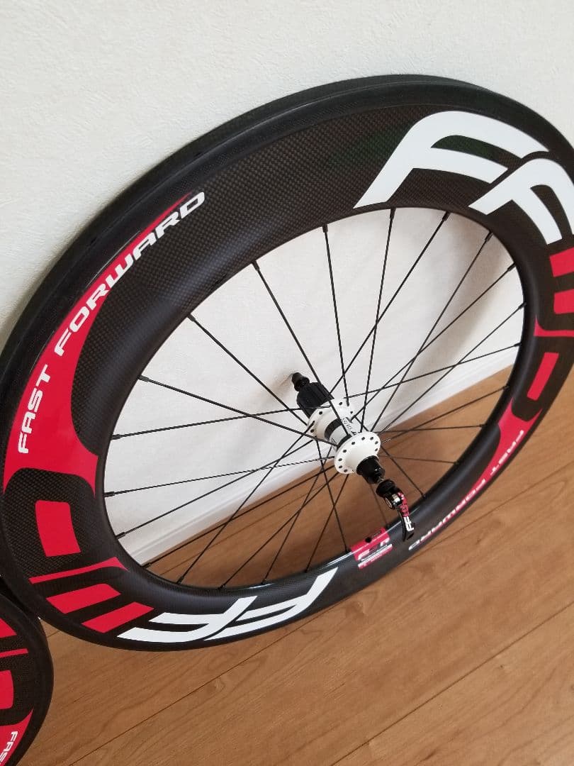 DNA FFWD F9R カーボン ホイール&タイヤ貼り付け 全て込み