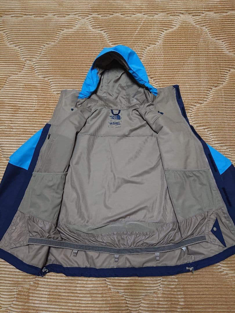 ノースフェイス GORETEXスノーウェア
