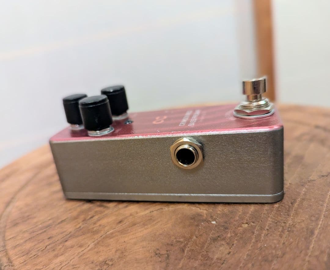 One Control Crimson Red ベースプリアンプ