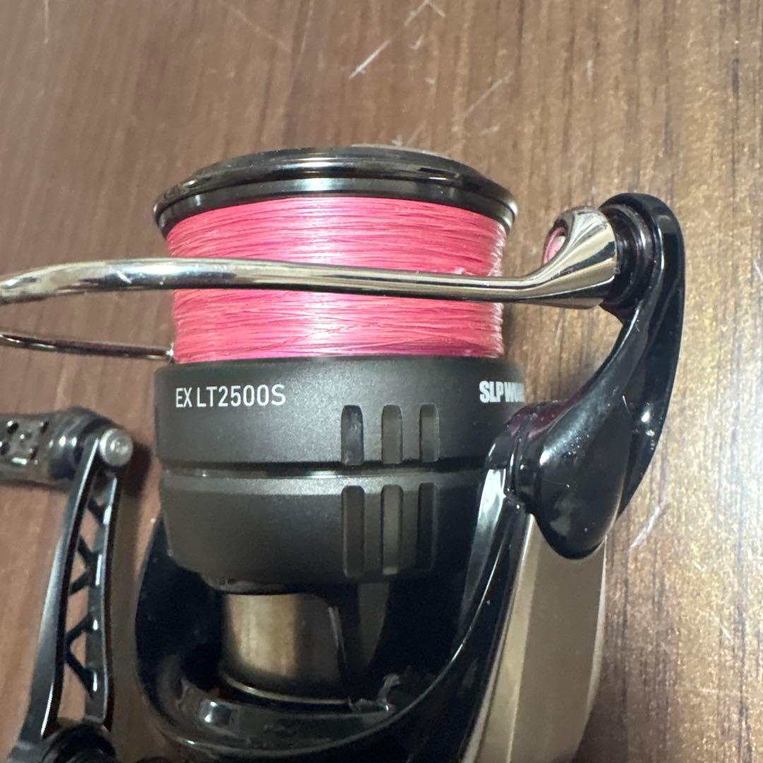 リール 24CERTATE CUSTOM BODY LT2500-H