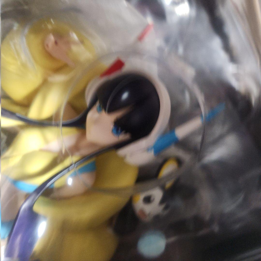 ポケモンセンター カミツレ エモンガ フィギュア