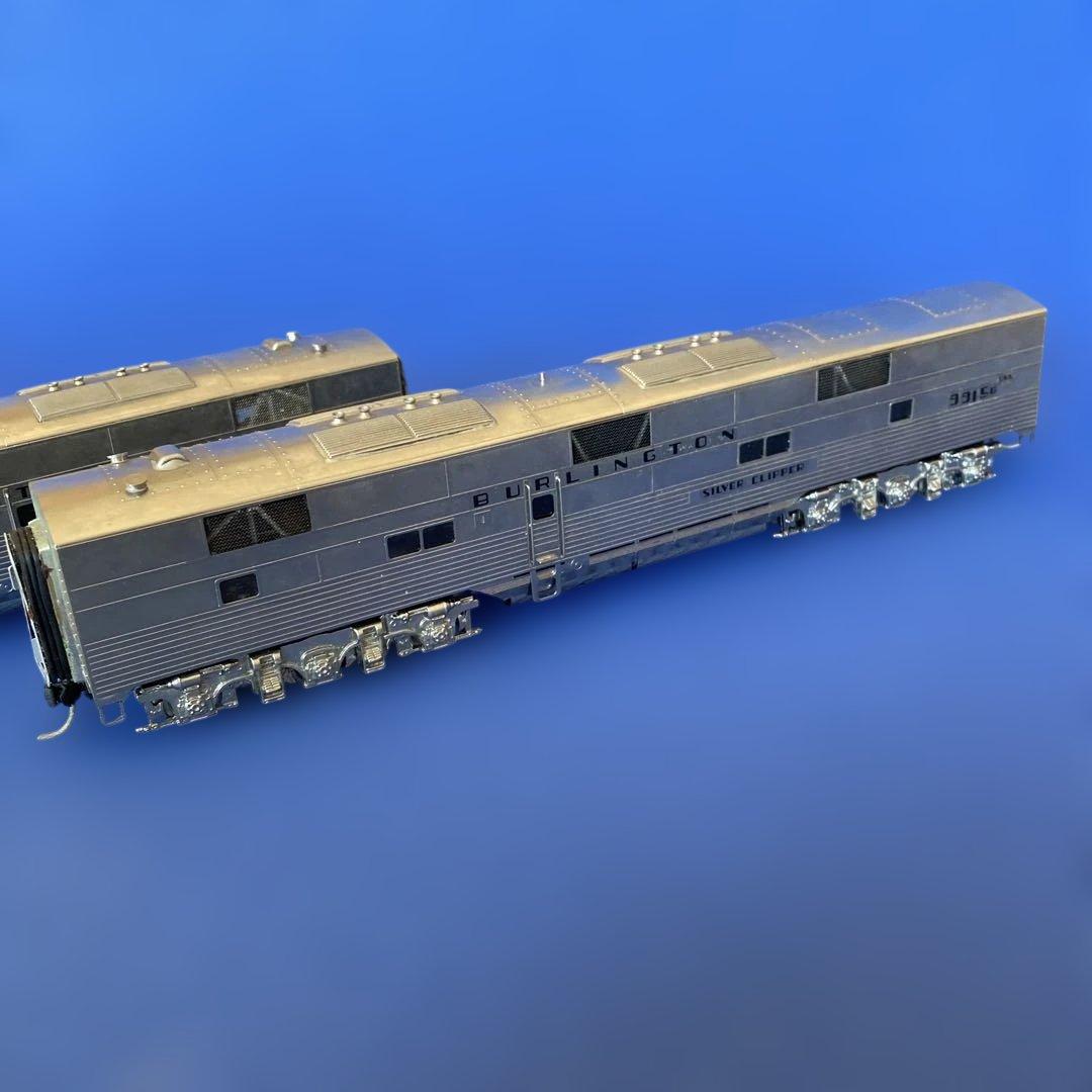 鉄道模型 ディーゼル機関車　HO 2両セット