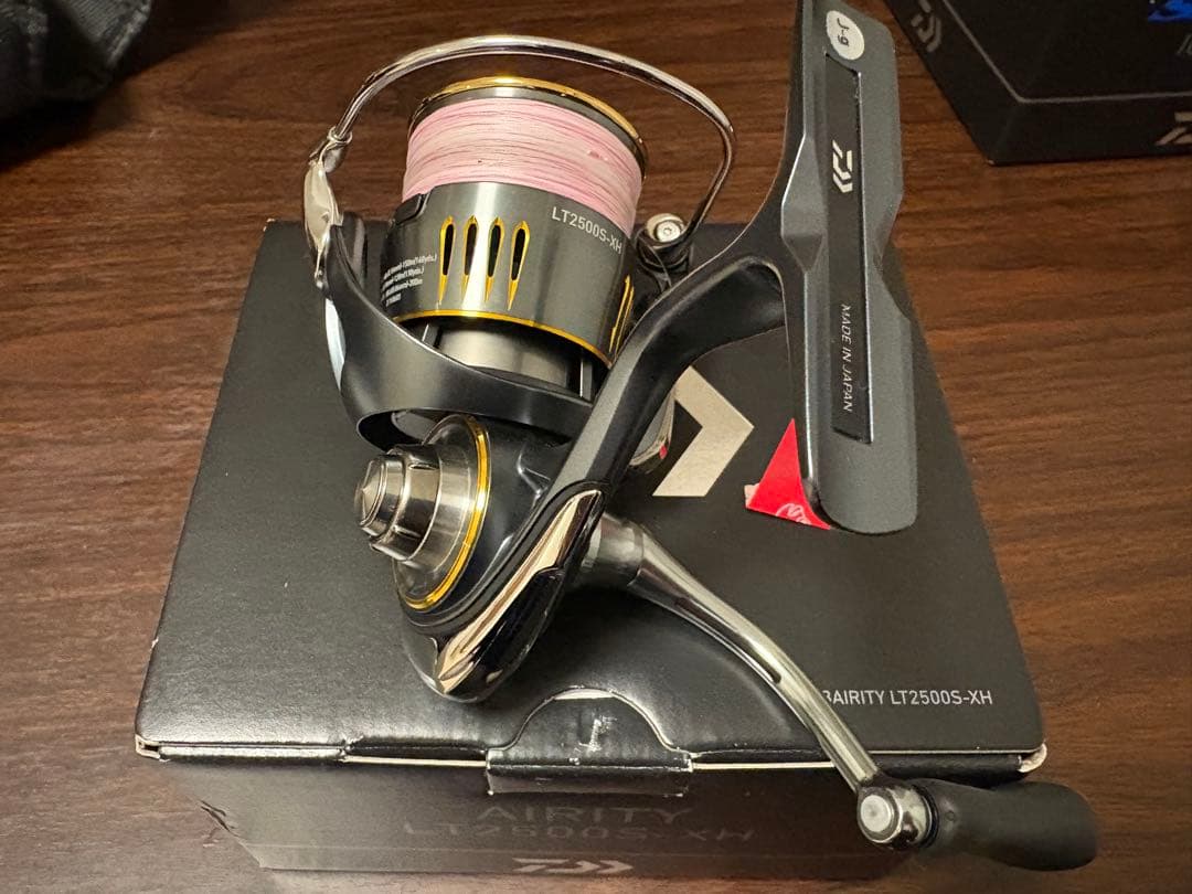DAIWA エアリティLT2500S-XH スピニングリール