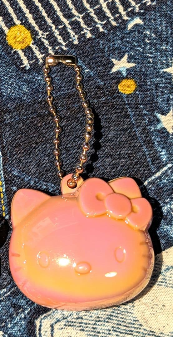 希少廃盤品♡ご当地キティ♡ 蒜山限定♡牧場バージョン牛乳♡根付け＆キティグッズ♡