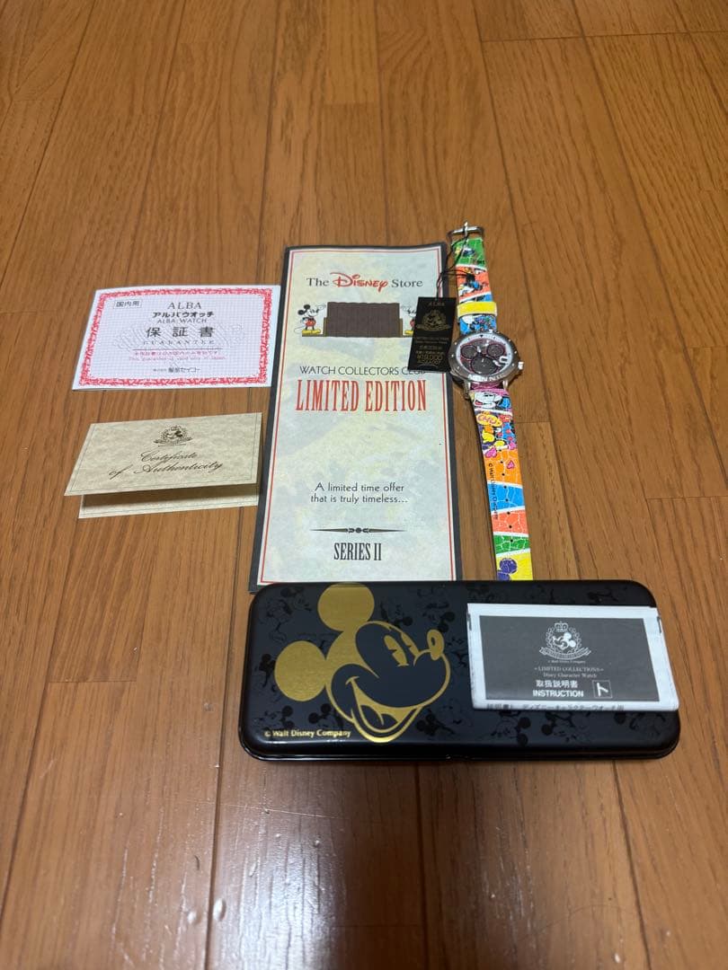 世界で限定1993個ディズニーウォッチLIMITED COLLECTIONS