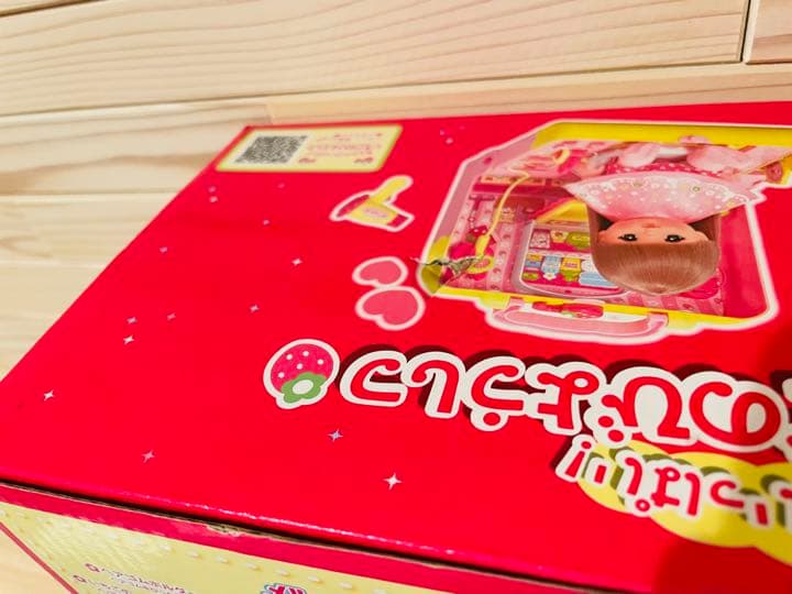 メルちゃん おしゃべりいっぱい！いちごのびようしつ