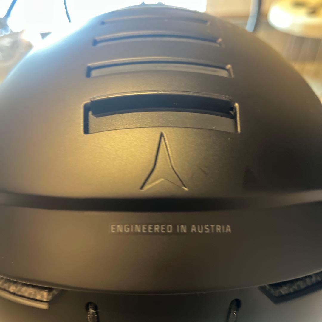 ATOMIC 子供用スキーヘルメット ブラック