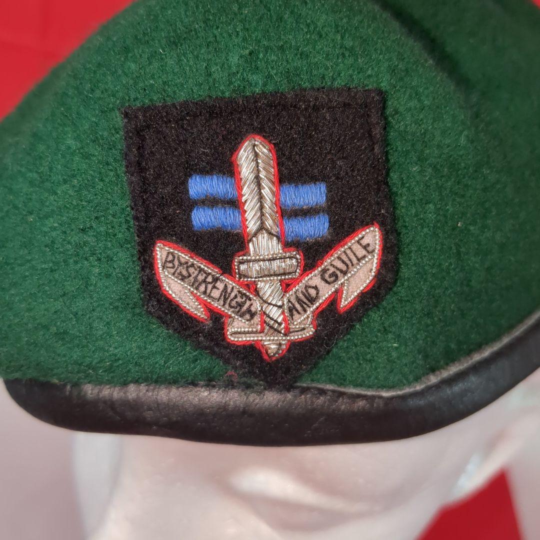 【新品未使用】イギリス軍MTP空挺スモック＋SBSベレー帽＆階級章