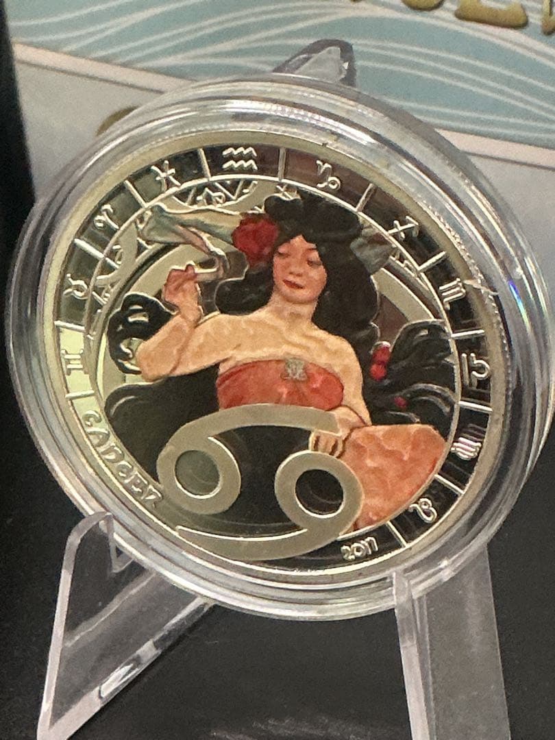 ミュシャ × 黄道十二宮 ― 蟹座、Cancer　銀メッキ付き白銅貨