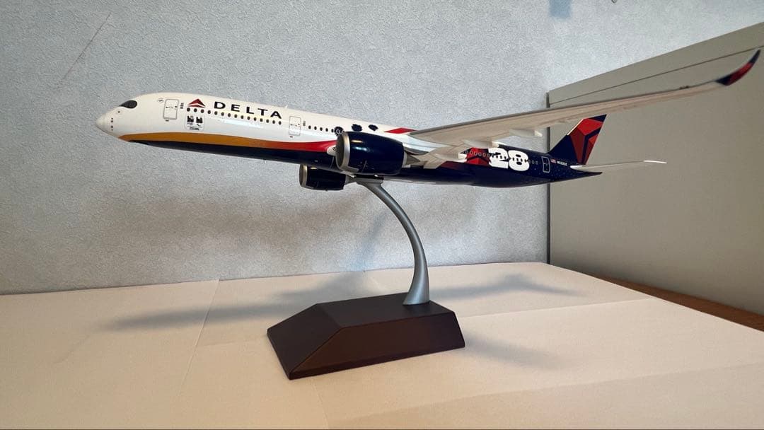 あゆ　Gemini jets 1/200 デルタ航空LA28記念モデル
