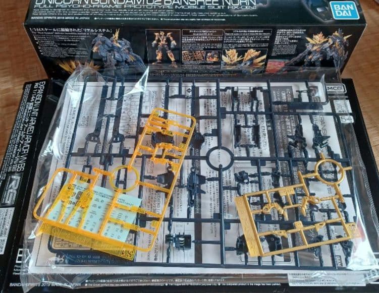 RG ユニコーンガンダム バンシィノルン ＋ 拡張ユニット アームドアーマー