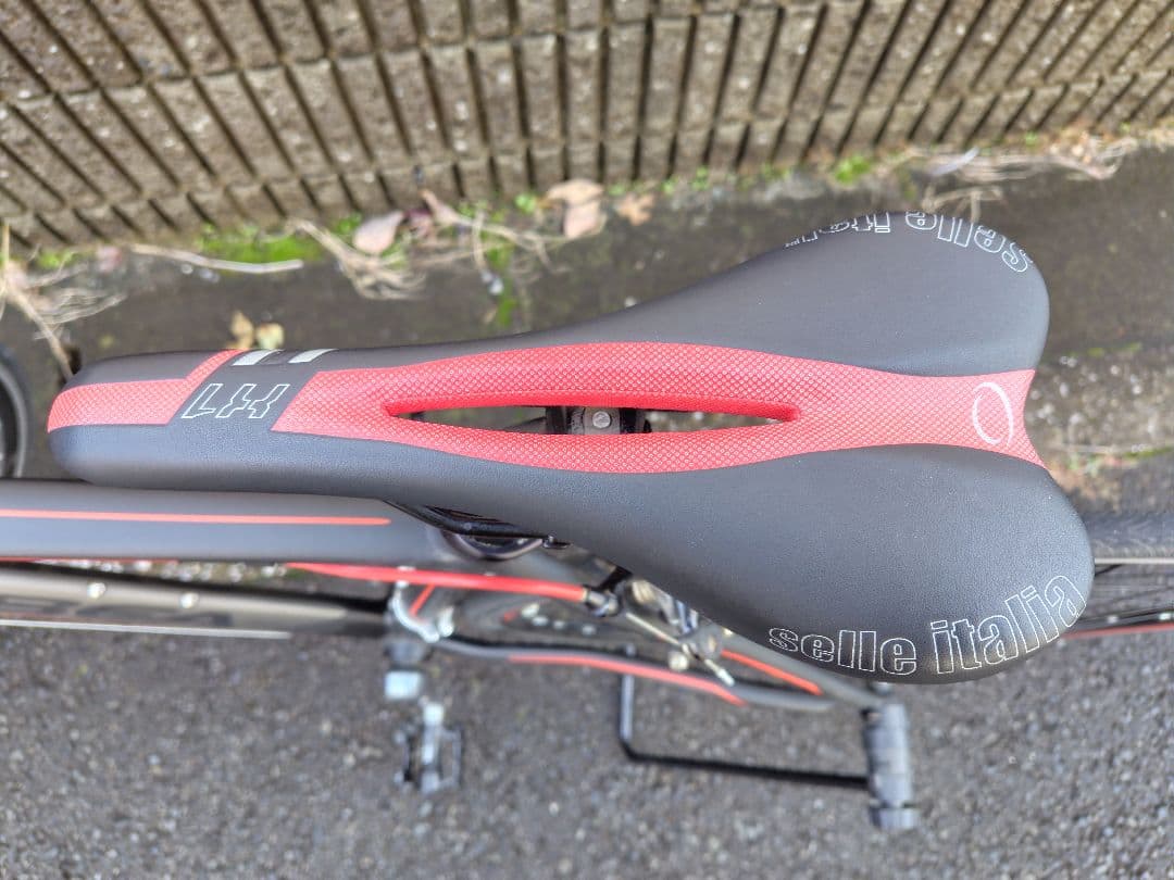 オルベア アクア グレー/レッド