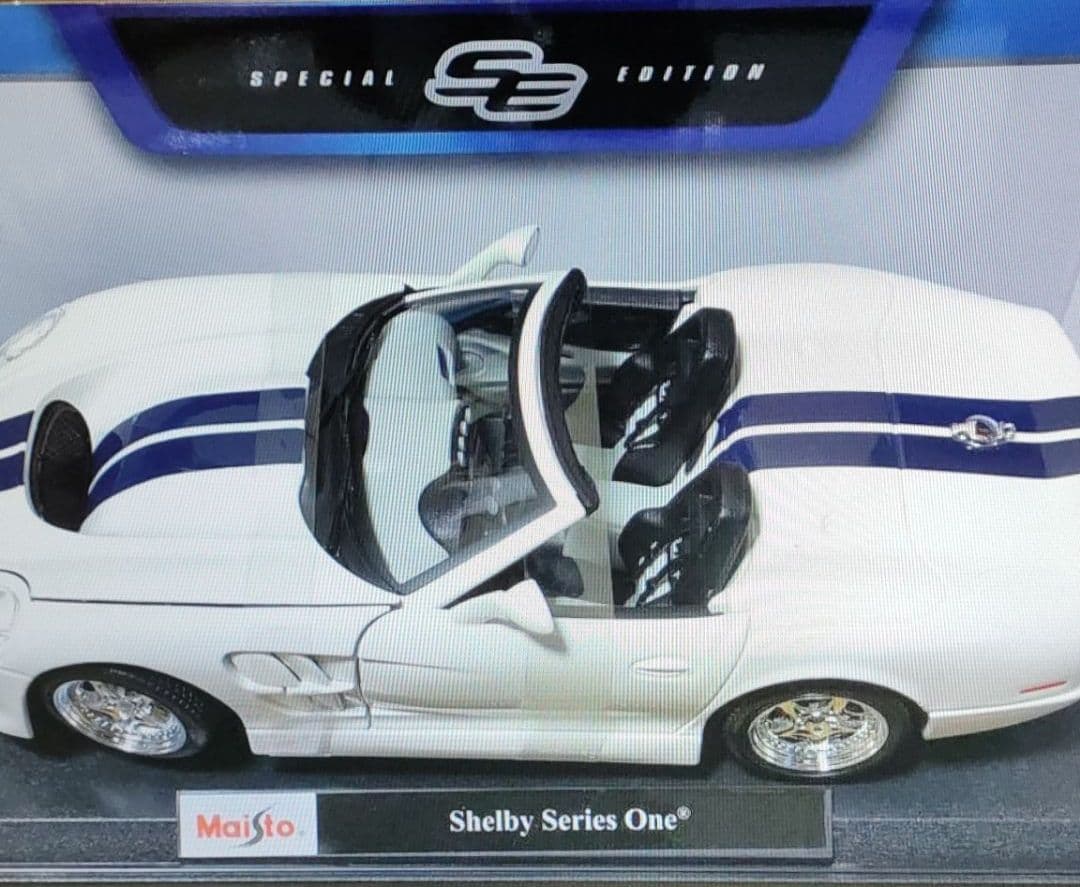 《ミニカー》★Maisto『Shelby Series One』1/18