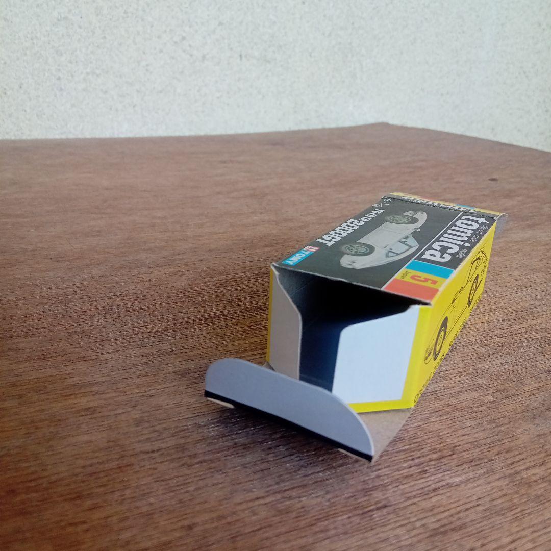 トミカ黒箱 　トヨタ2000GT