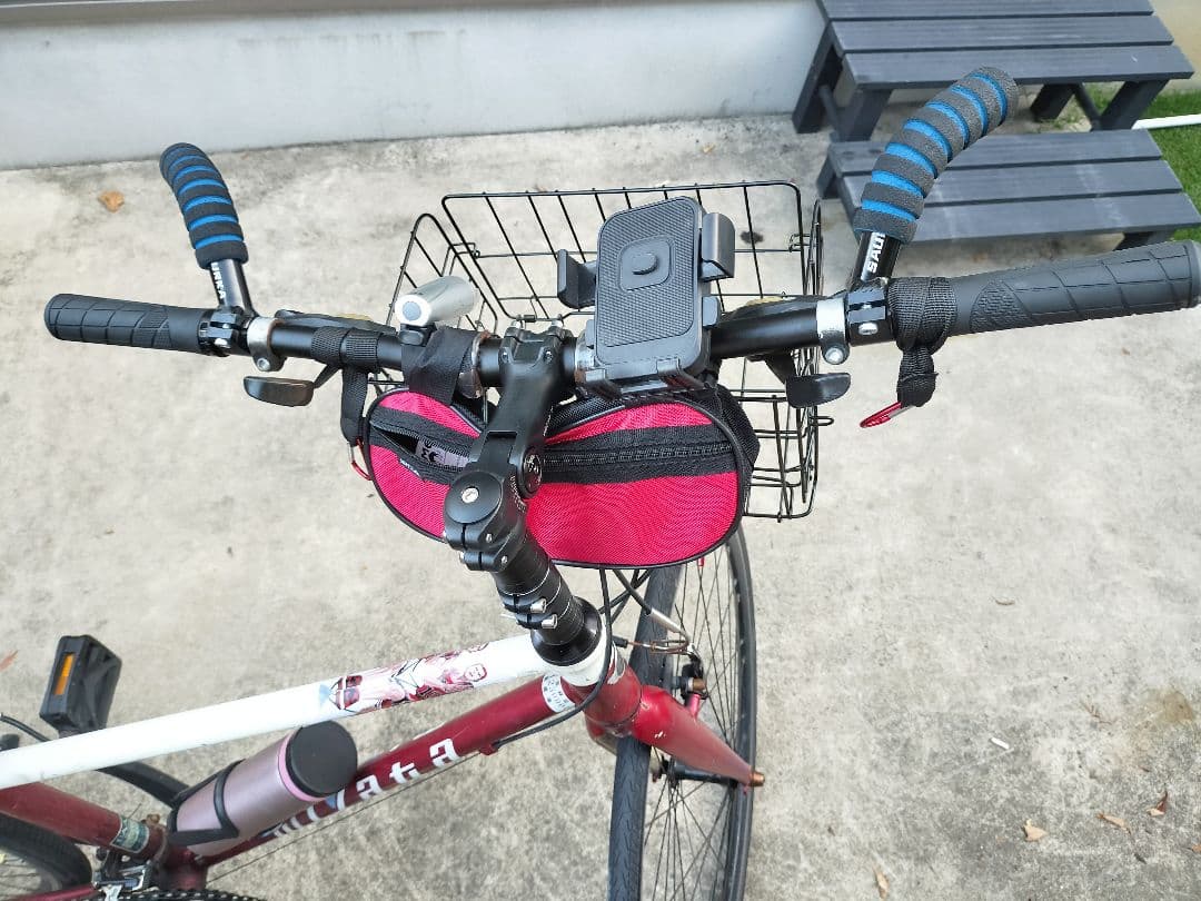 愛媛県受取限定、クロスバイク 赤と白 前カゴ付き