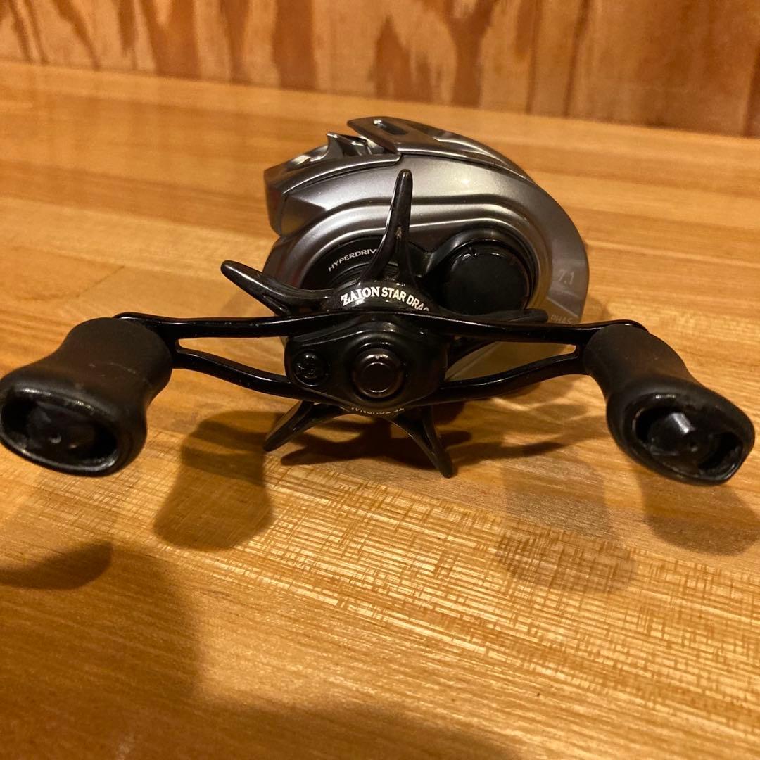 ALPHAS SV TW 7.1 ベイトリール 左ハンドル