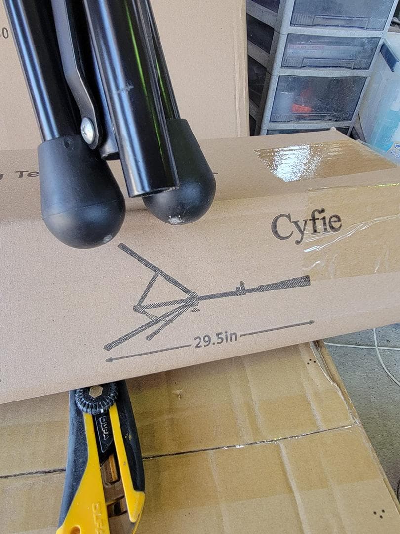 持ち運びに便利な折り畳み式 野球用練習スタンド